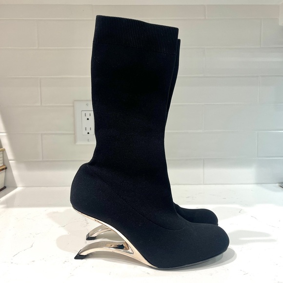 Alexander McQueen 75mm Arc Sock Ankle Boots In Black - Picture 6 of 12